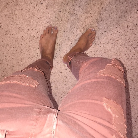 American Eagle super stretch Tomgirl distressed jeans size 6 regular - Picture 4 of 17